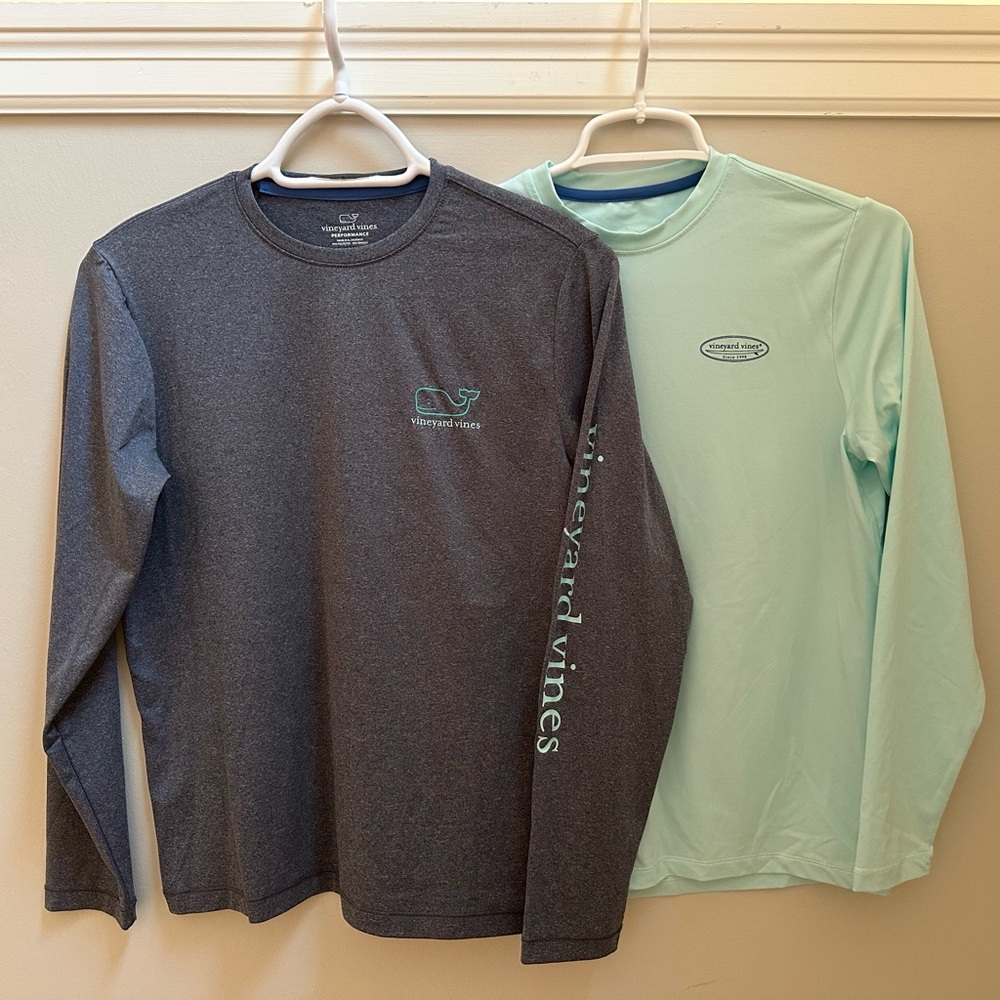 VineyardVines Boys Long Sleeve Performance Tees-Charcoal & Light Mint Size 12-14